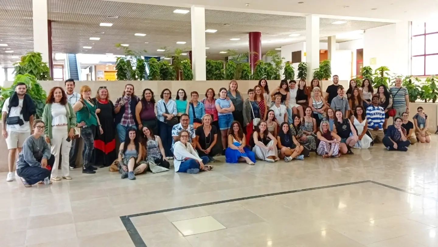 Grupo de alumnos y alumnas de la Escuela Técnica de Joyería del Atlántico durante la visita a Portojoia 2026
